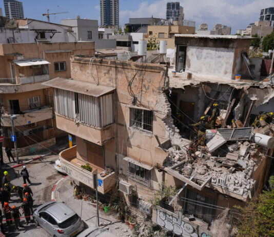 이란, 탄도미사일 400발 발사… 이스라엘 “92% 요격”